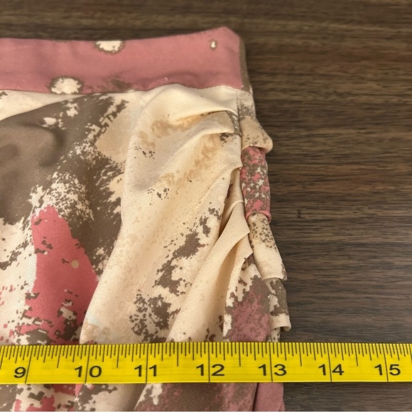 ❤️ H&M Abstract Print Women's Skirt 4 - Picture 9 of 10